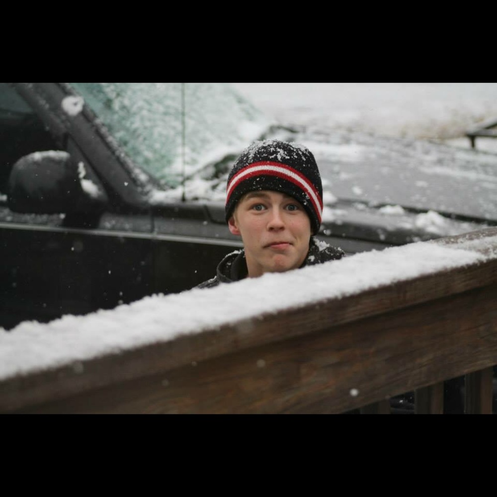 Meet your Posher, April